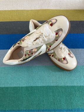 Dolce Vita ivory mesh floral embroidered sneakers